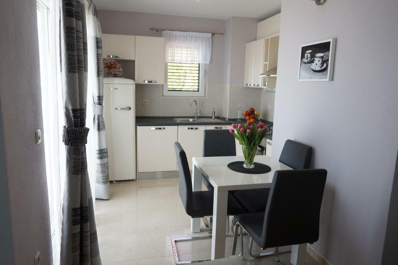 Marina - Holiday Home With Sea View Μακάρσκα Εξωτερικό φωτογραφία